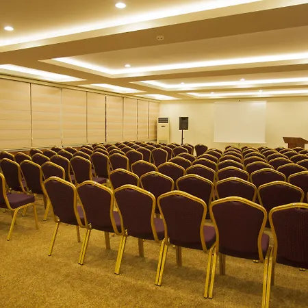 Semesteranläggning (resort) Gardenia