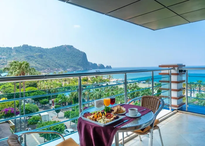 Gardenia אתר נופש